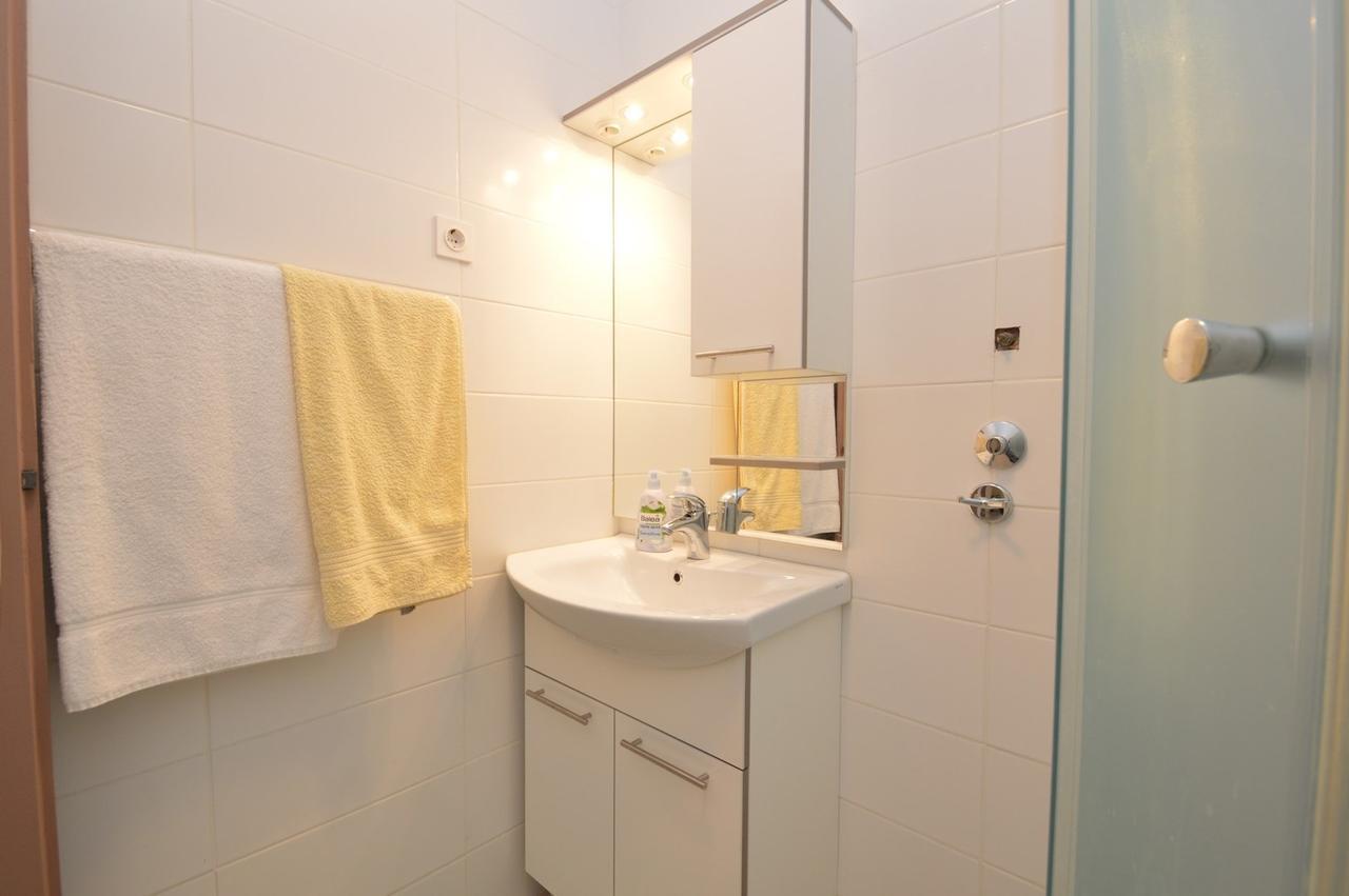 Apartment With Garden - Ana 1 Mali Lošinj Εξωτερικό φωτογραφία